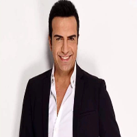 یک خواننده مشهور تارهای صوتی‌اش را عمل کرد